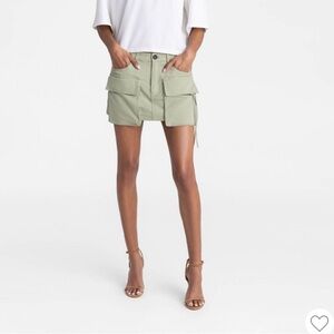 NWT KBB by Kahlana Olive Green Women's Cargo Skort. Size 8 mini shorts/skort